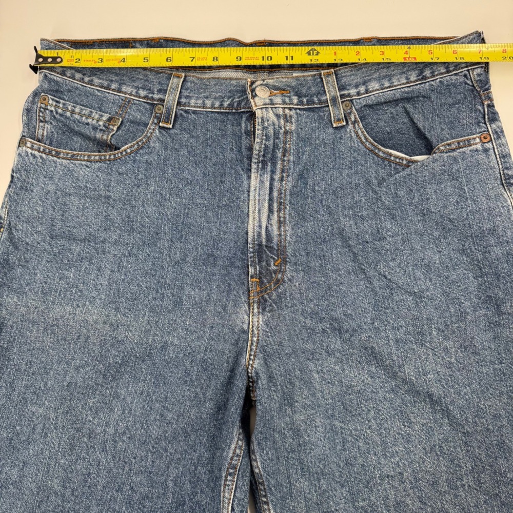 Levi's 550 Men's Relaxed Fit Denim Jean Shorts Blue Size 38 Y2K Baggy‎ - Picture 2 of 13